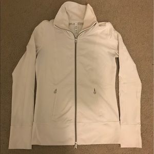 Lululemon Jacket Size 6, Ivory, Gd Cond